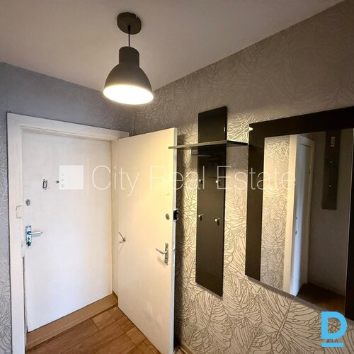 Pārdod dzīvokli Rīgā