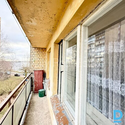 Pārdod dzīvokli Rīgā