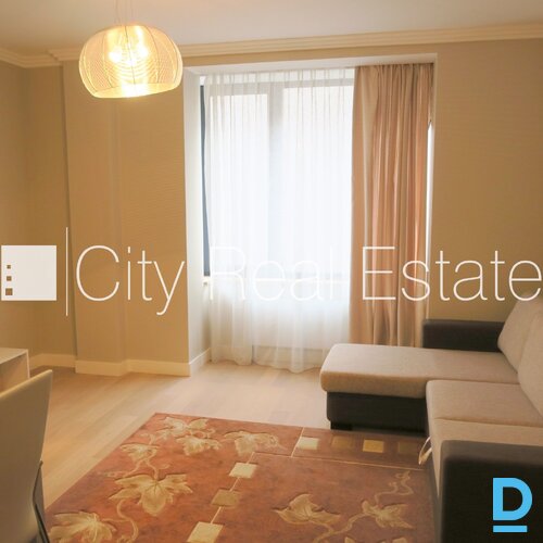 Pārdod dzīvokli Rīgā