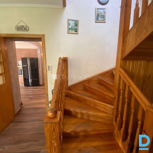 Pārdod māju Rīgā Pārdod māju Rīgā