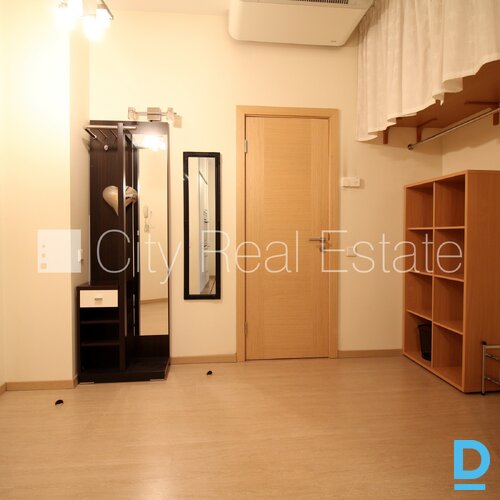 Izīrē dzīvokli Rīgā