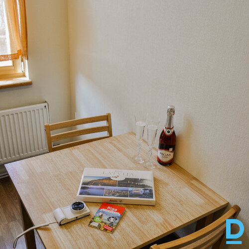 Pārdod dzīvokli Bruņinieku iela 79 Pārdod dzīvokli Bruņinieku iela 79