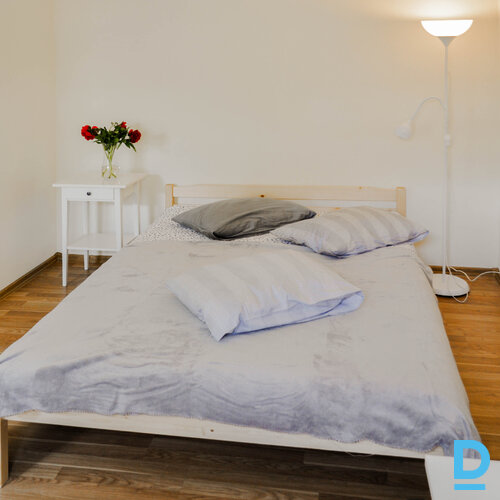 Pārdod dzīvokli Bruņinieku iela 79 Pārdod dzīvokli Bruņinieku iela 79