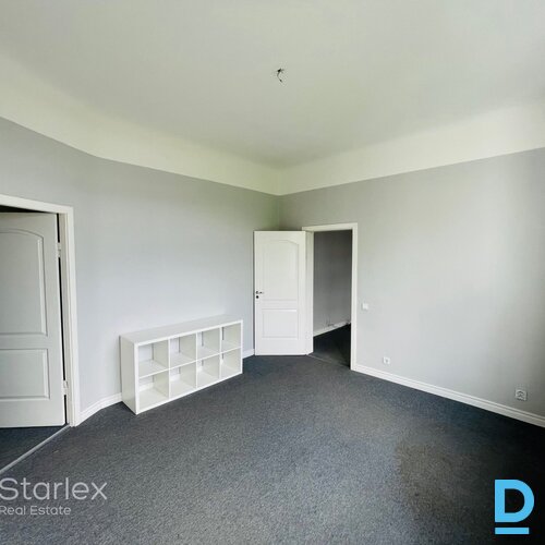 Birojs Rīgas centrā pie Latvijas olimpiskās komitejas Birojs Rīgas centrā pie Latvijas olimpiskās komitejas