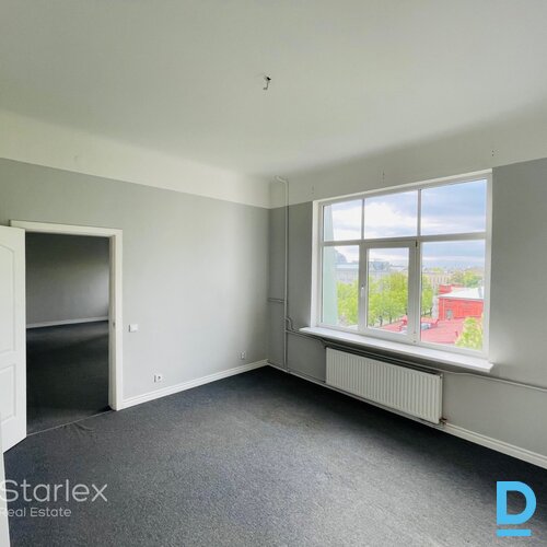 Birojs Rīgas centrā pie Latvijas olimpiskās komitejas Birojs Rīgas centrā pie Latvijas olimpiskās komitejas