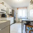 Продается просторная двухкомнатная квартира с большим потенциалом для превращени