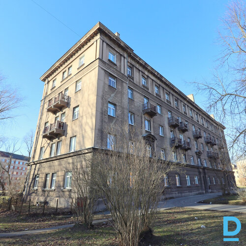 Pārdod dzīvokli Daugavgrīvas iela 132