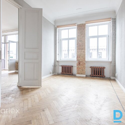 Ekskluzīvs dzīvoklis ar balkonu un Rīgas panorāmu fasādes ēkā! Ekskluzīvs dzīvoklis ar balkonu un Rīgas panorāmu fasādes ēkā!