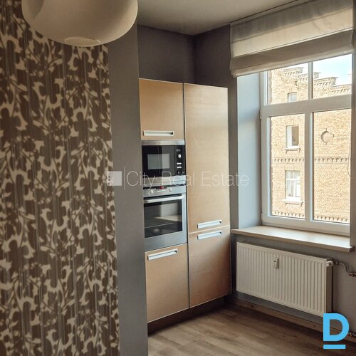 Izīrē dzīvokli Rīgā