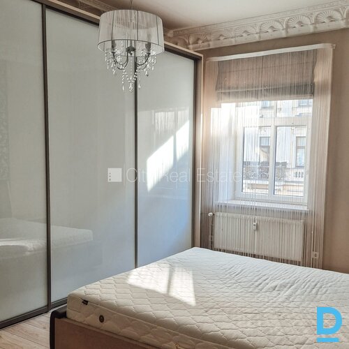 Izīrē dzīvokli Rīgā