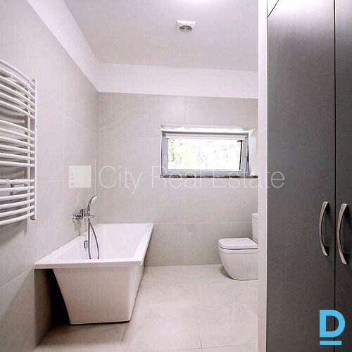 Izīrē dzīvokli Jūrmalā