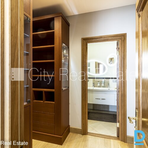 Izīrē dzīvokli Rīgā