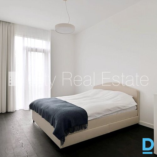 Izīrē dzīvokli Jūrmalā