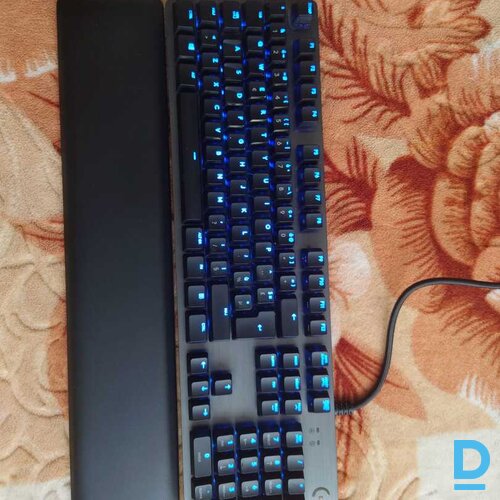Pārdod Logitech G513 