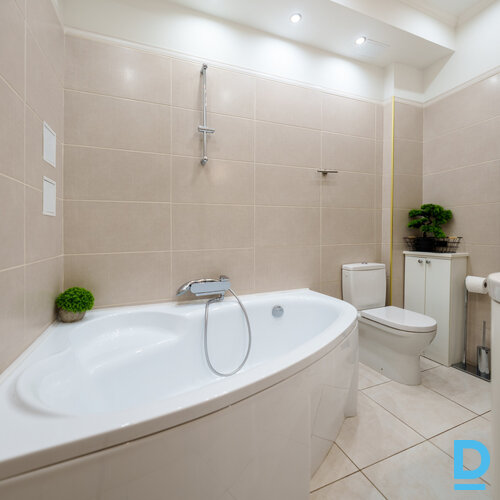 Pārdod dzīvokli Rīga Centrs Riepnieku 2