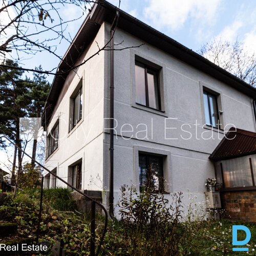 Pārdod māju Rīgā Pārdod māju Rīgā