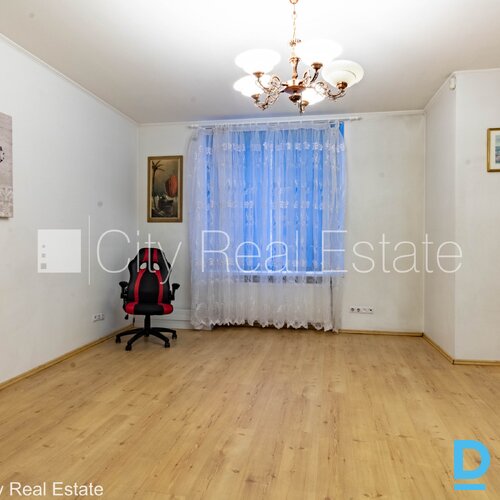 Pārdod dzīvokli Rīgā