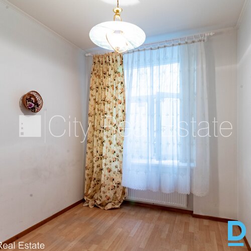 Pārdod dzīvokli Rīgā