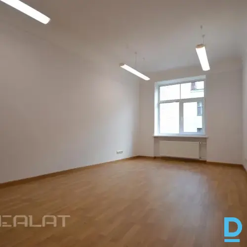 Izīrē biroju Stabu iela 47