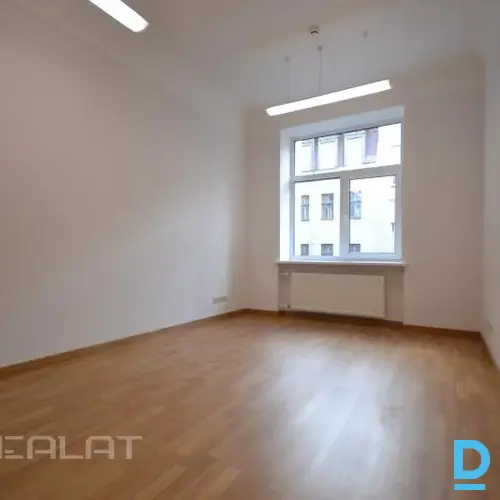 Izīrē biroju Stabu iela 47