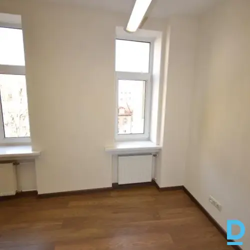 Izīrē biroju Stabu iela 47