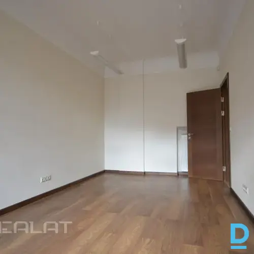 Izīrē biroju Stabu iela 47