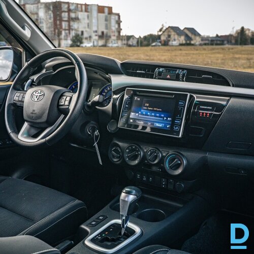 Pārdod Toyota Hilux 2.4d, 4x4, automāts, 2017 Pārdod Toyota Hilux 2.4d, 4x4, automāts, 2017