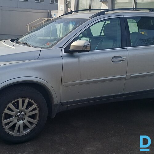 Pārdod Volvo XC90, 2009