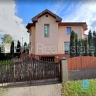 Pārdod māju Rīgā