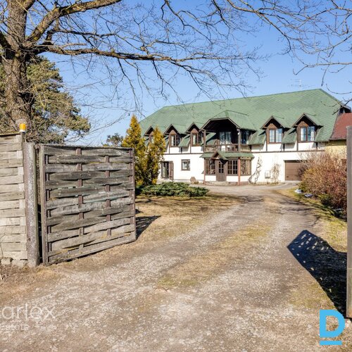 Mājas "Lielsaulīši" ar zemesgabalu Dreiliņos