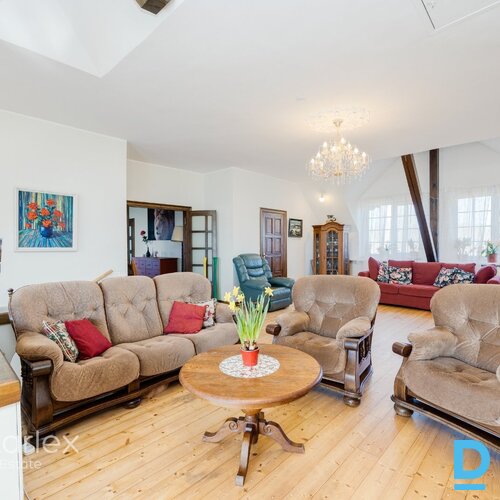 Mājas "Lielsaulīši" ar zemesgabalu Dreiliņos