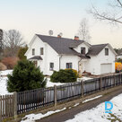 Pārdod māju Emīlijas Iela 11