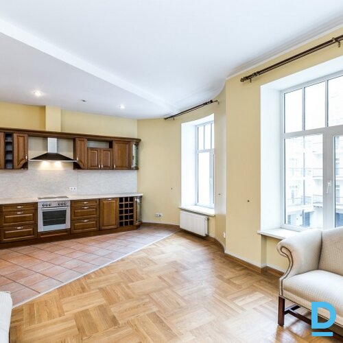 Birojs Rīgas klusajā centrā Birojs Rīgas klusajā centrā