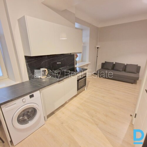 Izīrē dzīvokli Rīgā