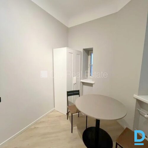 Izīrē dzīvokli Rīgā