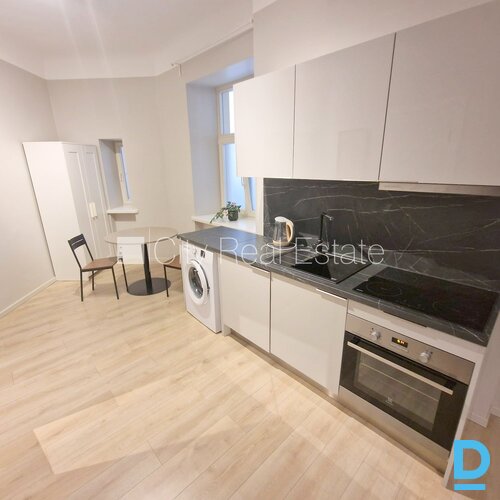 Izīrē dzīvokli Rīgā