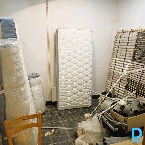 Iznomā telpas uz Brīvības ielas Iznomā telpas uz Brīvības ielas