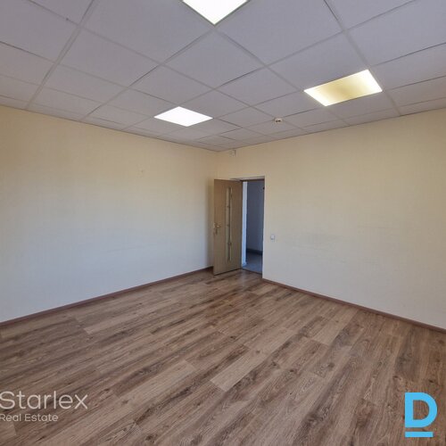 Iespēja Tavam biznesam Jelgavā! Tiek pārdots plašs un funkcionāls nekustamā īpašuma komplekss Jelgavā, Pasta ielā 56 ar vairākām palīgēkām