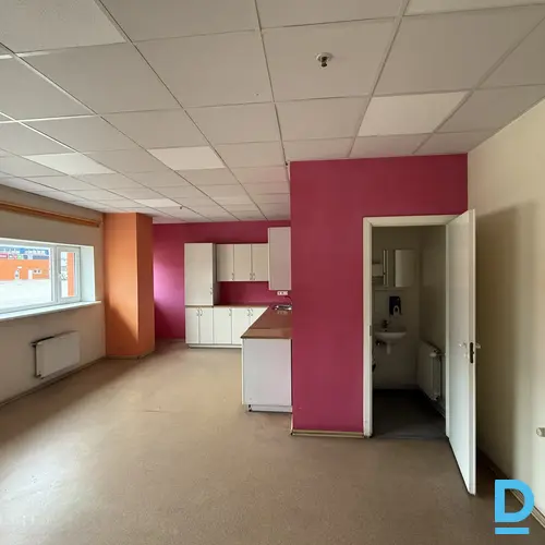 Izīrē noliktavas Aviācijas iela 18