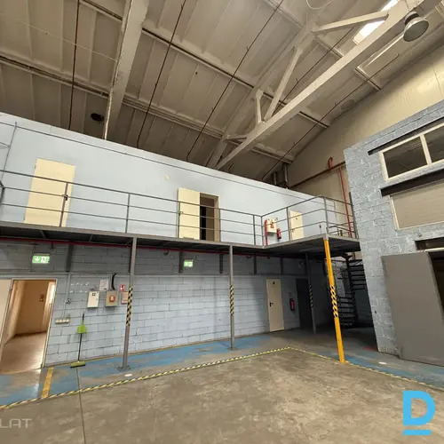 Izīrē noliktavas Aviācijas iela 18