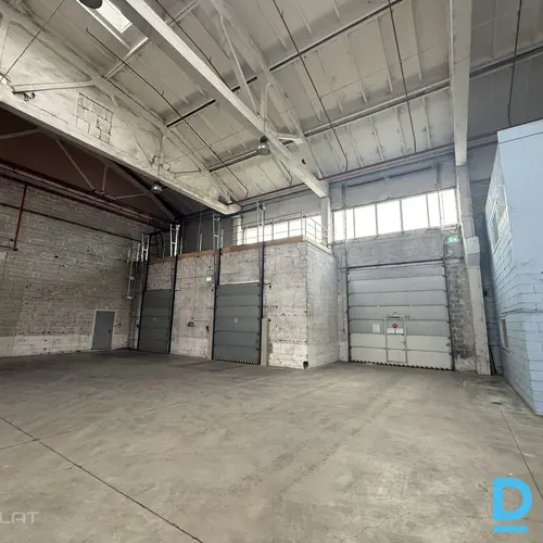 Izīrē noliktavas Aviācijas iela 18