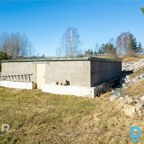 Pārdošanā 5000 m² zemes gabals privātai apbūvei Tīnūžos.Galvenie izmantošanas ve