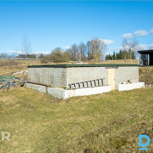 Pārdošanā 5000 m² zemes gabals privātai apbūvei Tīnūžos.Galvenie izmantošanas ve