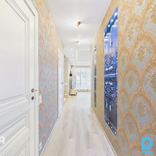 Pārdošanā divstāvu privātmāja ar 646 m² zemes gabalu klusā vietā Ogrē.Māja celta