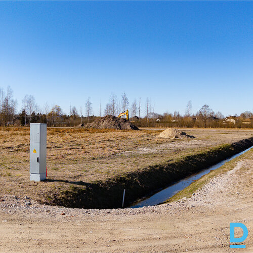 Pārdod zemi 6. līnija 28F