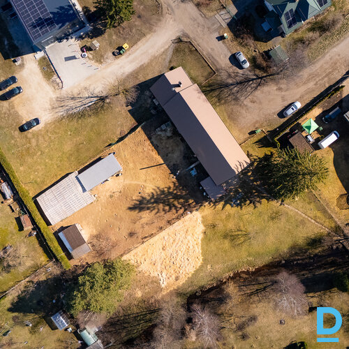 Pārdod māju Ziedkalnu iela 12