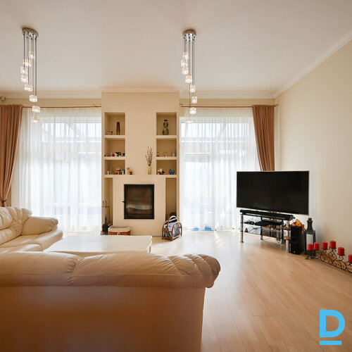 Pārdod māju Ošu iela 4