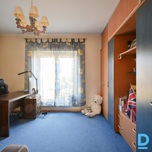 Pārdod māju Ošu iela 4