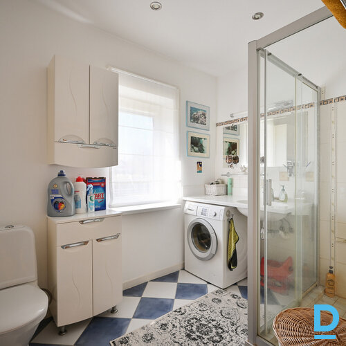 Pārdod māju Ošu iela 4