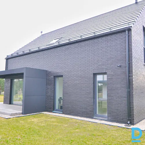 Pārdod mājas Sila iela 34